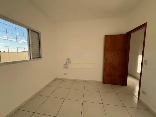Imagens do imóveis CASA - BAIRRO PORTAL VERSALLES 1