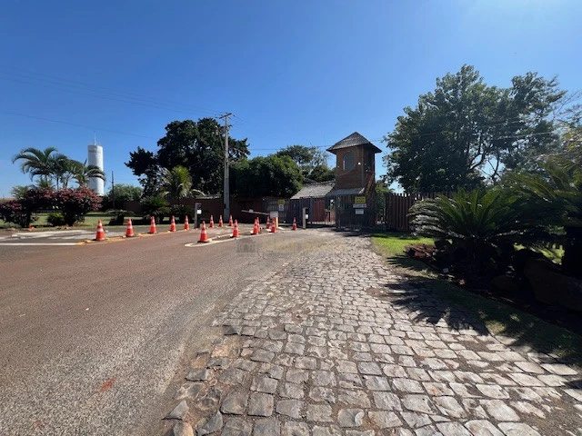 Terreno Condomínio Estancia Cabral