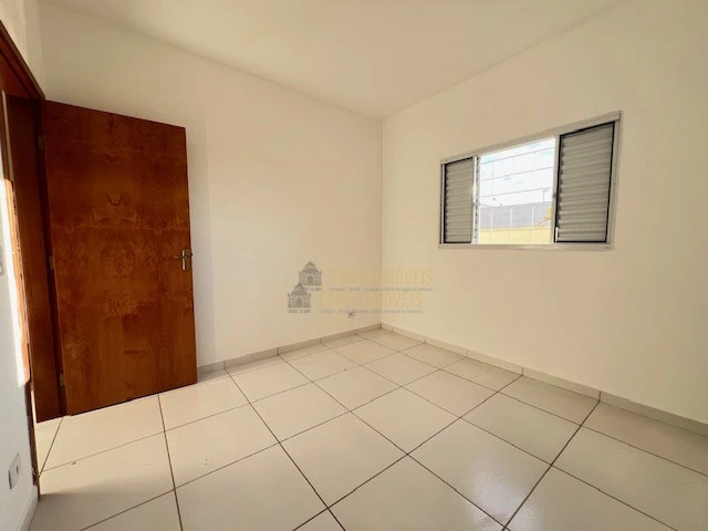 Imagens do imóveis CASA - BAIRRO PORTAL VERSALLES 1