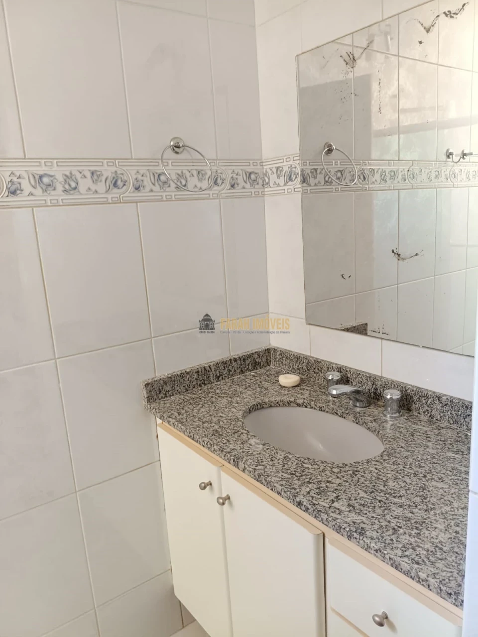 Condomínio Ambassador Residence