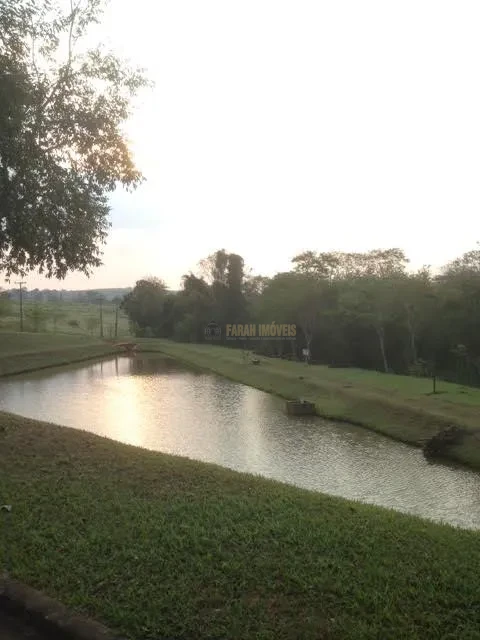 Terreno Condomínio Estancia Cabral