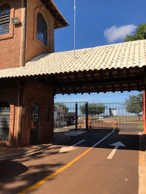 Terreno Condomínio Estancia Cabral