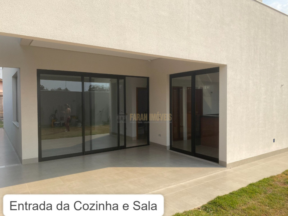 CASA  VENDE