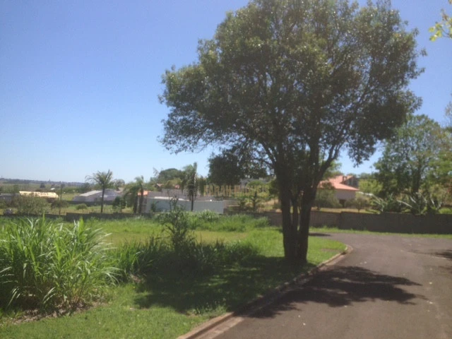 Terreno Condomínio Estancia Cabral