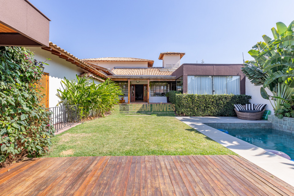 CASA  VENDE