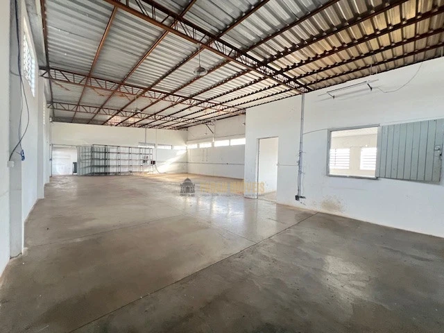Barracão Comercial