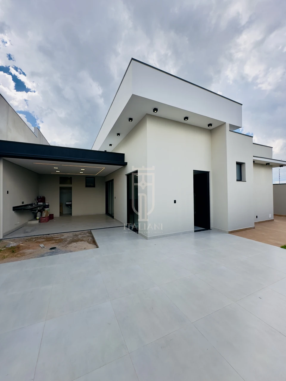 Imagens do imóveis Casa térrea nova recém construída com 3 quartos sendo 1 suíte