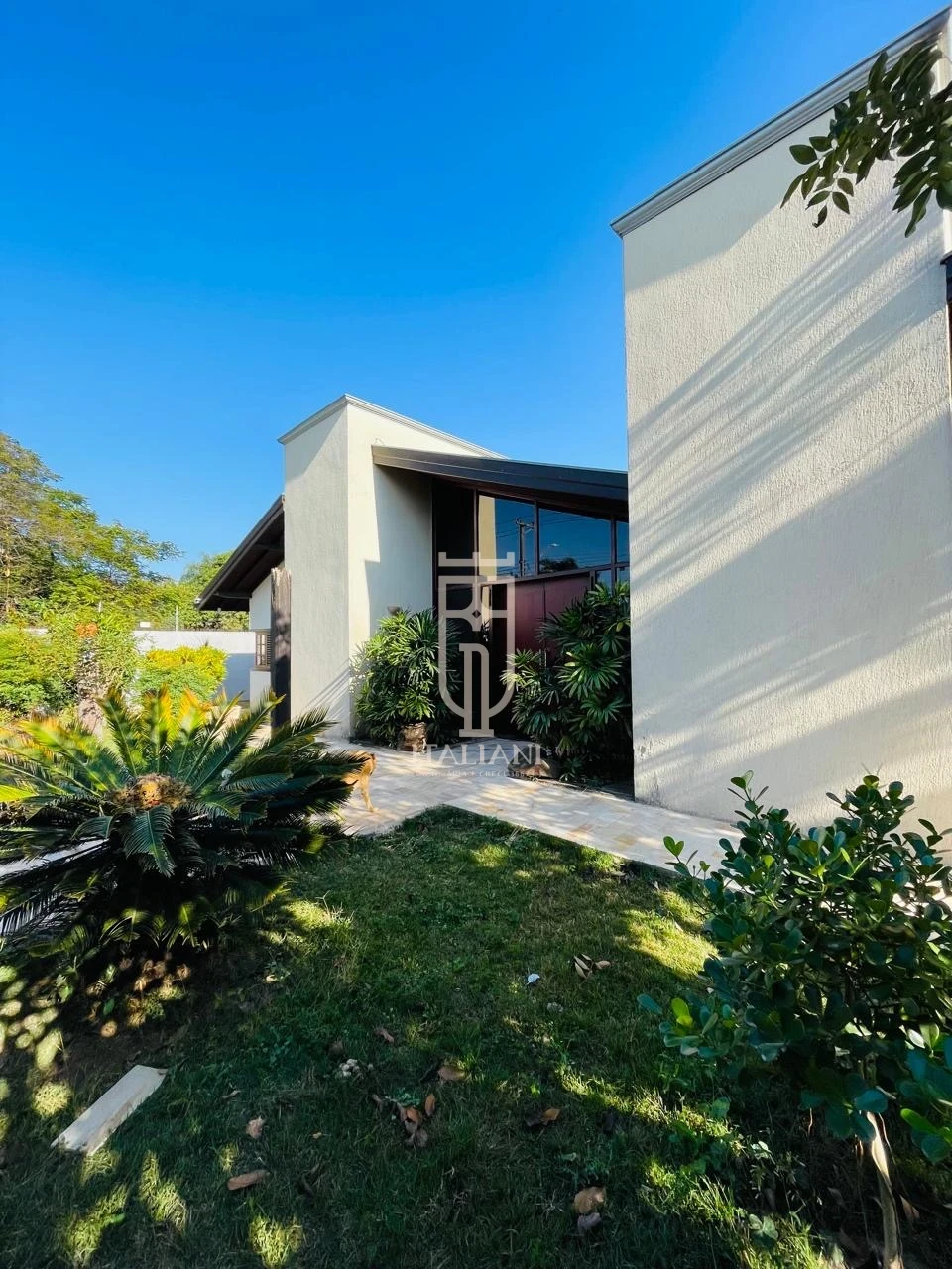 Imagens do imóveis Chácara com piscina em excelente localização em Mogi Mirim SP