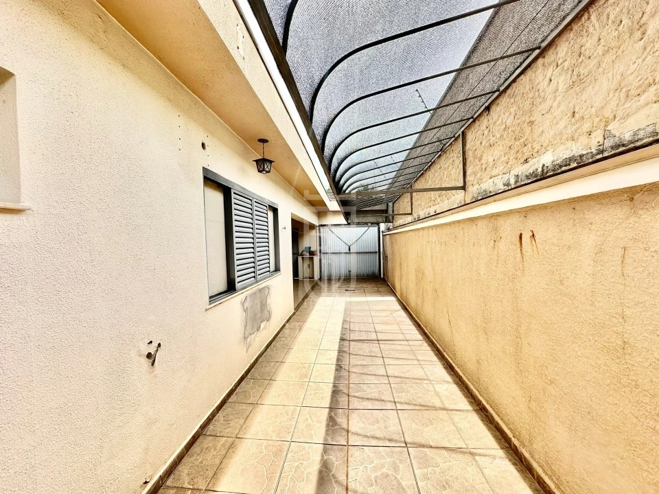 Imagens do imóveis Casa terrea com 3 três suítes piscina e área de lazer à venda, bairro Saúde, próximo ao fórum Mogi Mirim, SP