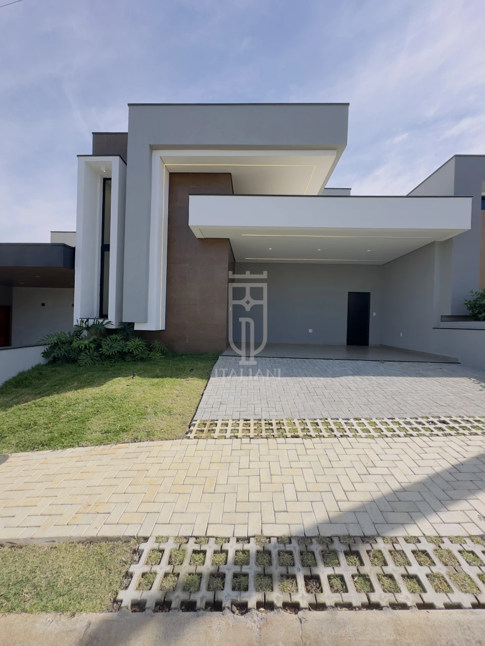 Imagens do imóveis Casa Térrea Com Piscina E 3 Quartos No Condomínio Reserva Da Mata