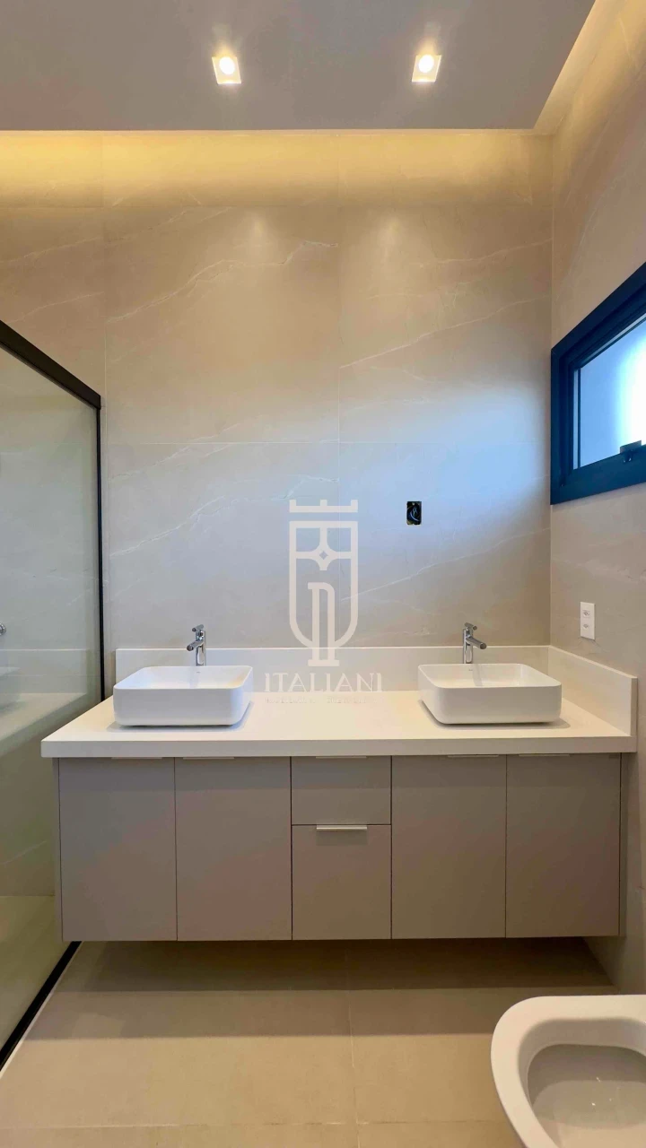 Imagens do imóveis Casa em condomínio com piscina e 3 suítes à Venda, Flor D’Aldeia, Mogi Mirim, SP