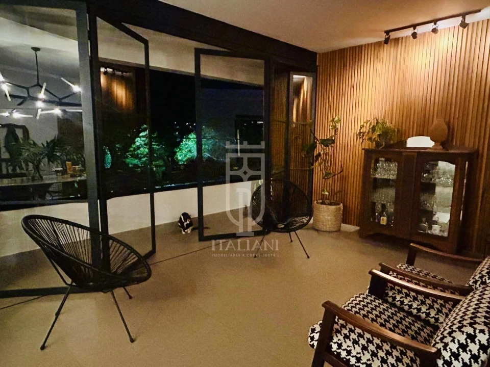 Imagens do imóveis Casa moderna e linear com 3 quartos sendo uma suíte com piscina de alto padrão Mogi Mirim Santa Cruz