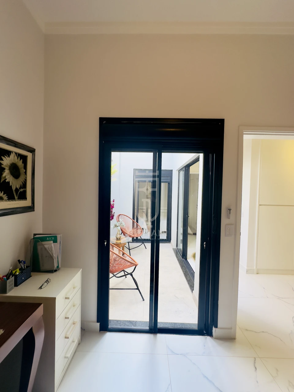 Imagens do imóveis Casa com Spa e 3 Quartos e 1 suíte com closet no Condomínio Residencial Reserva da Mata