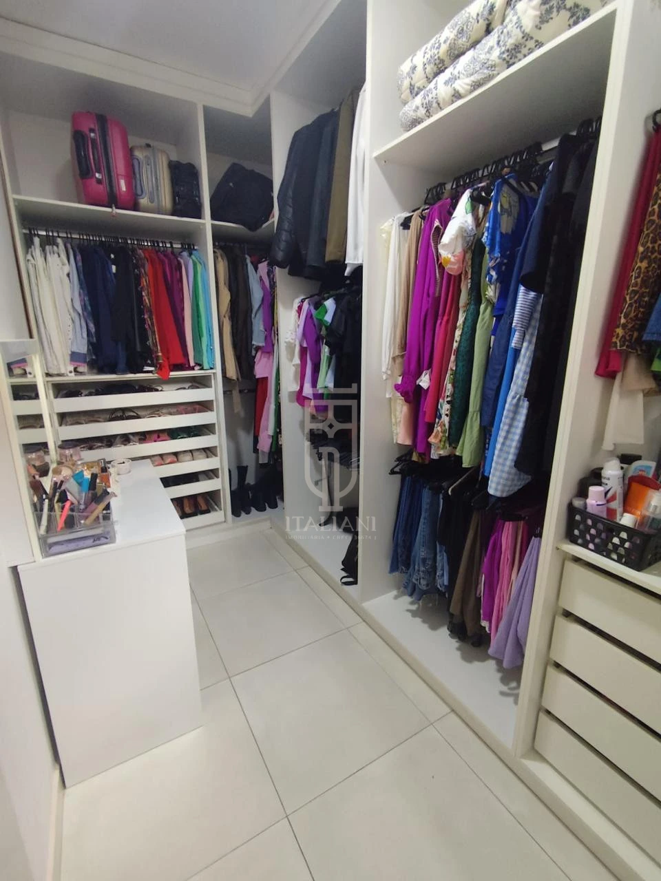 Imagens do imóveis Casa Térrea com área de lazer 3 quartos e uma suíte no Jardim Murayama Mogi Mirim SP