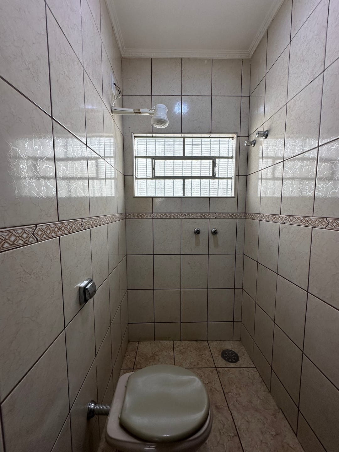 Imagens do imóveis Casa Térrea Com Três Quartos sendo Duas Suítes Jardim Longato Mogi Mirim SP