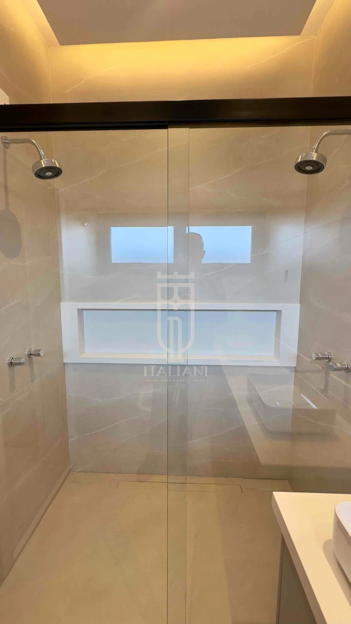 Imagens do imóveis Casa em condomínio com piscina e 3 suítes à Venda, Flor D’Aldeia, Mogi Mirim, SP