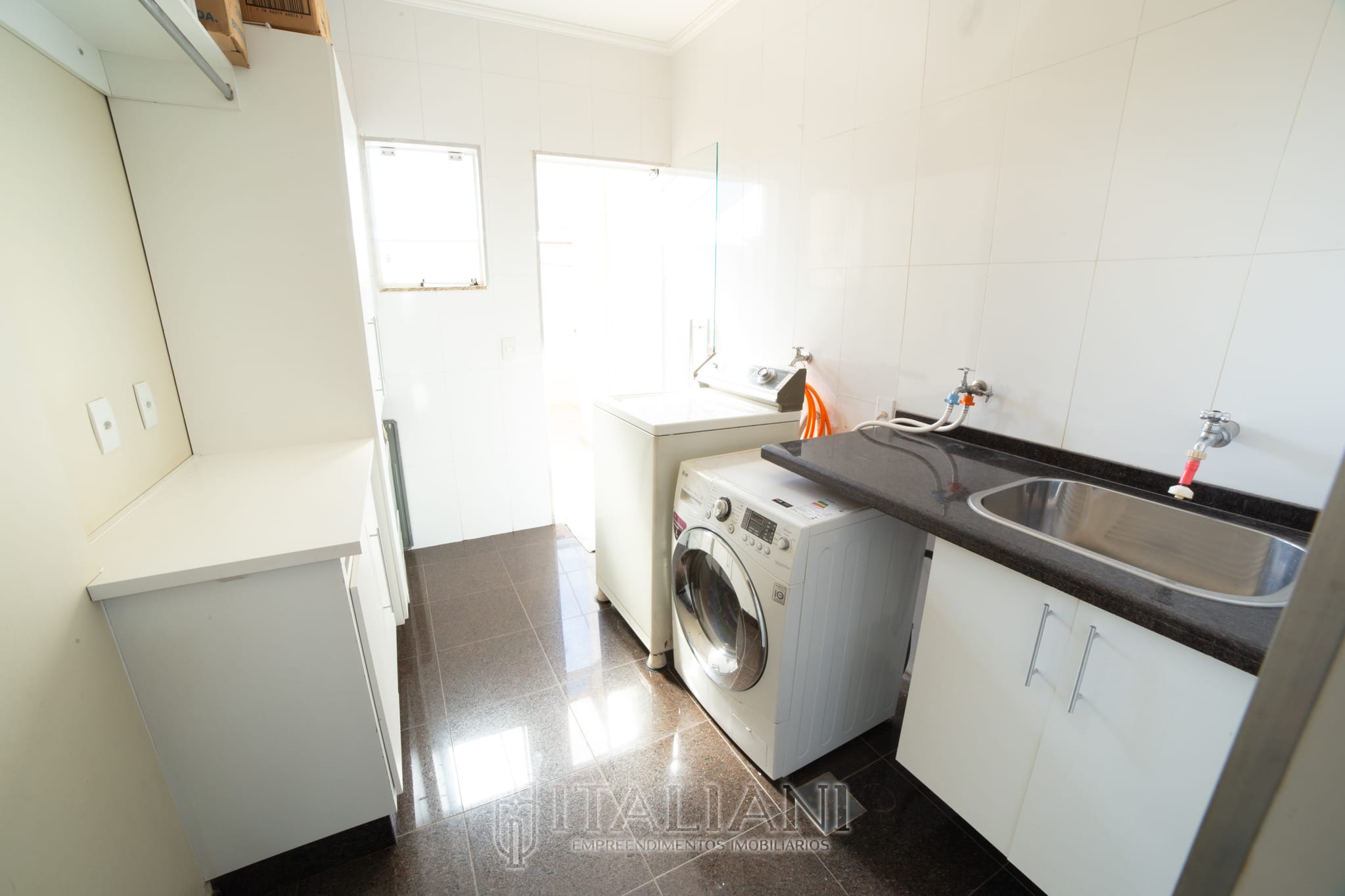 Imagens do imóveis Casa Sobrado com Piscina Bairro Santa Cruz, Mogi Mirim, SP