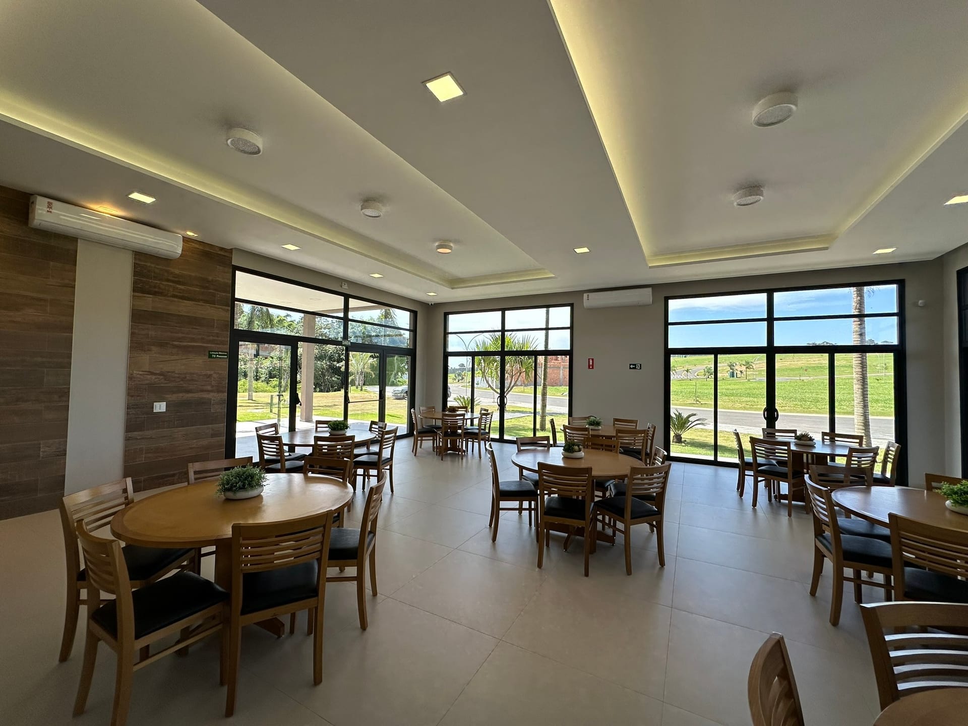 Imagens do imóveis Lotes Terreno Condomínio Flor D'Aldeia, Fase 1 e Fase 2 Baixa Mogiana Mogi Mirim, SP