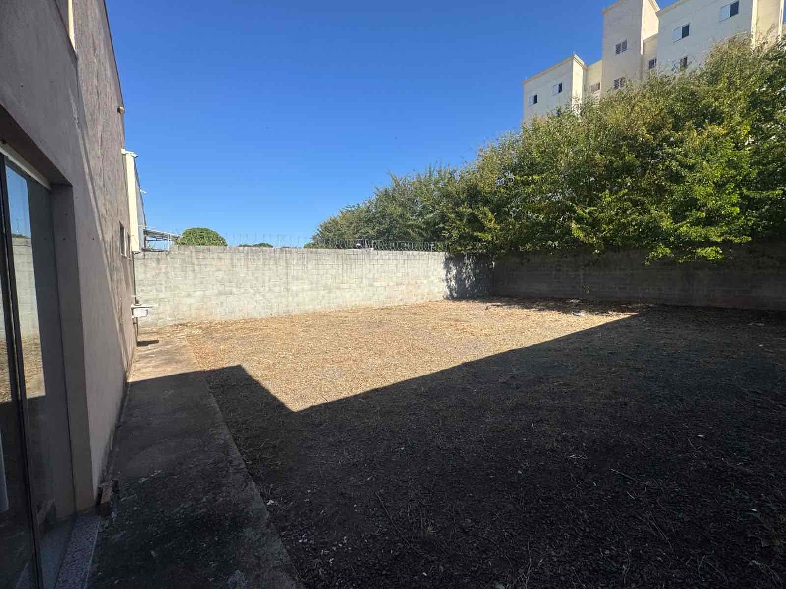 Imagens do imóveis Galpão / Barracão para locação Avenida Pedro Botesi, Jardim Scomparim, Mogi Mirim, SP