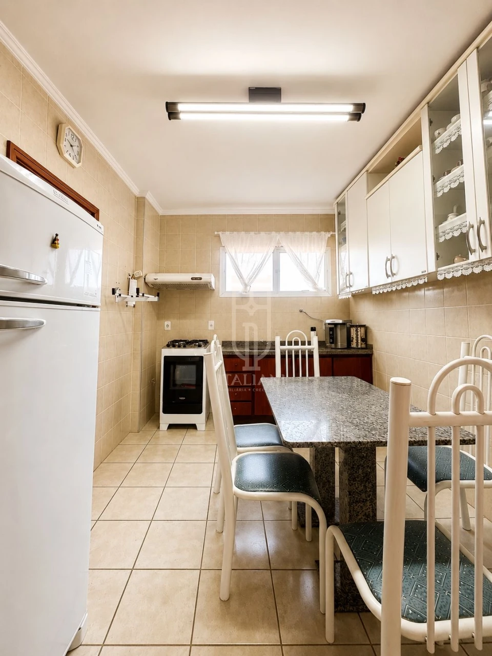 Imagens do imóveis Apartamento Com 3 Quartos E Uma Suite Edifício Ipanema