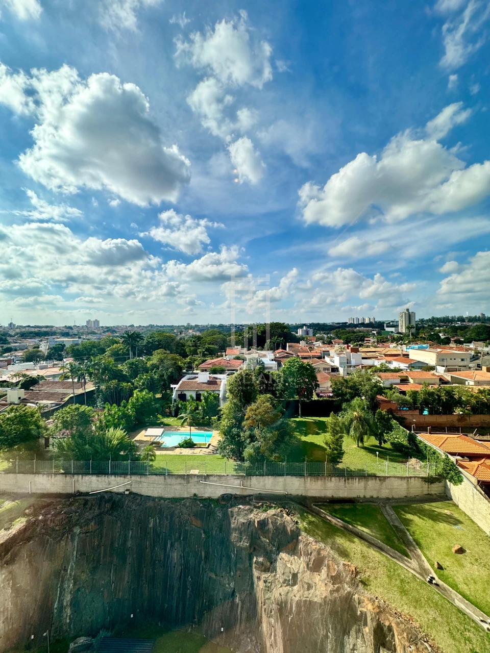 Imagens do imóveis Apartamento Acabamento Alto Padrão Com Suite No Residencial Bela Vista