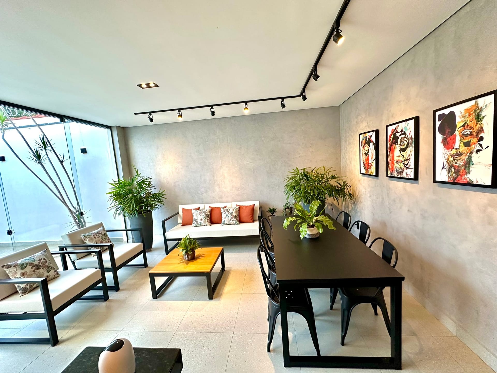 Imagens do imóveis Casa Térrea com Área Gourmet Próxima ao Shopping no Condomínio Residencial Villagio Santa Cruz em Mogi Mirim, SP