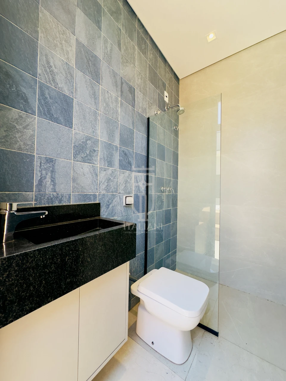 Imagens do imóveis Casa De Alto Padrão E 3 Suítes Em Condomínio Mogi Mirim no Jardim da Colina