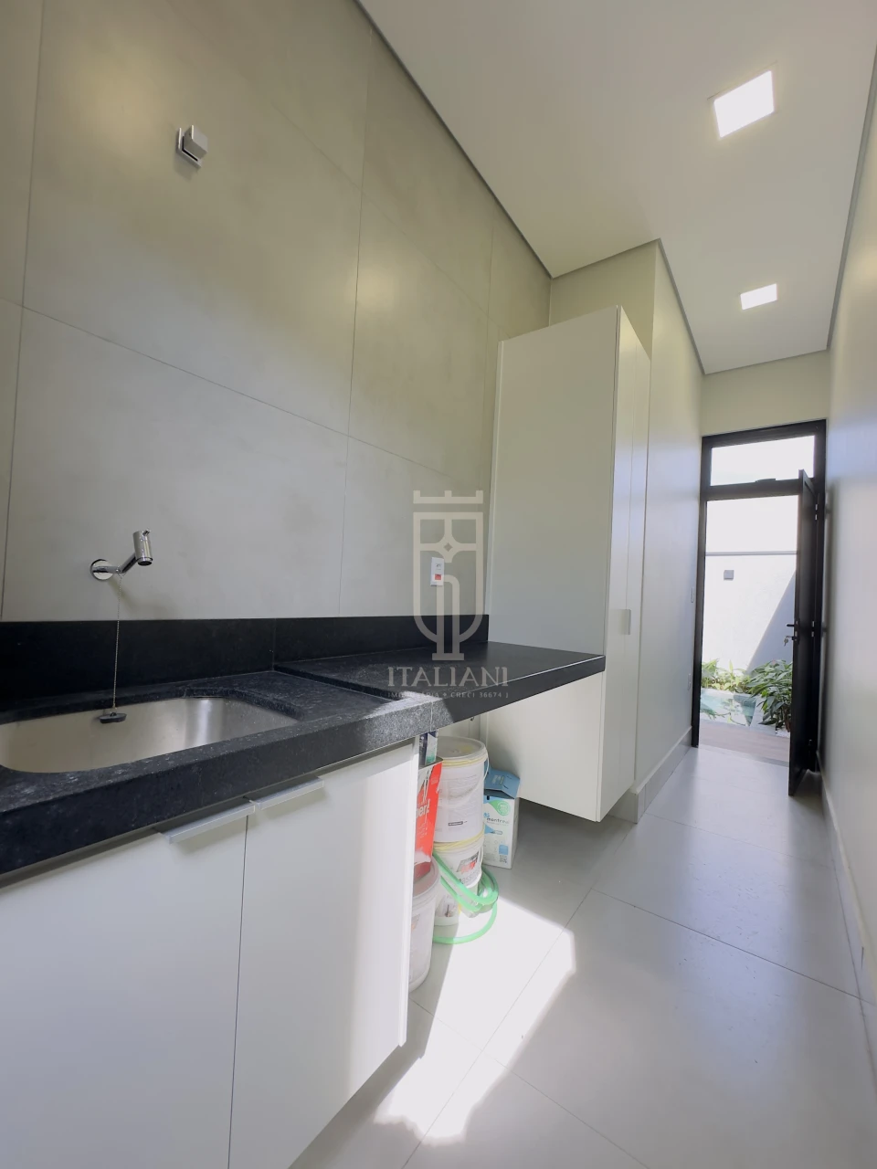 Imagens do imóveis Casa Térrea Com Piscina E 3 Quartos No Condomínio Reserva Da Mata