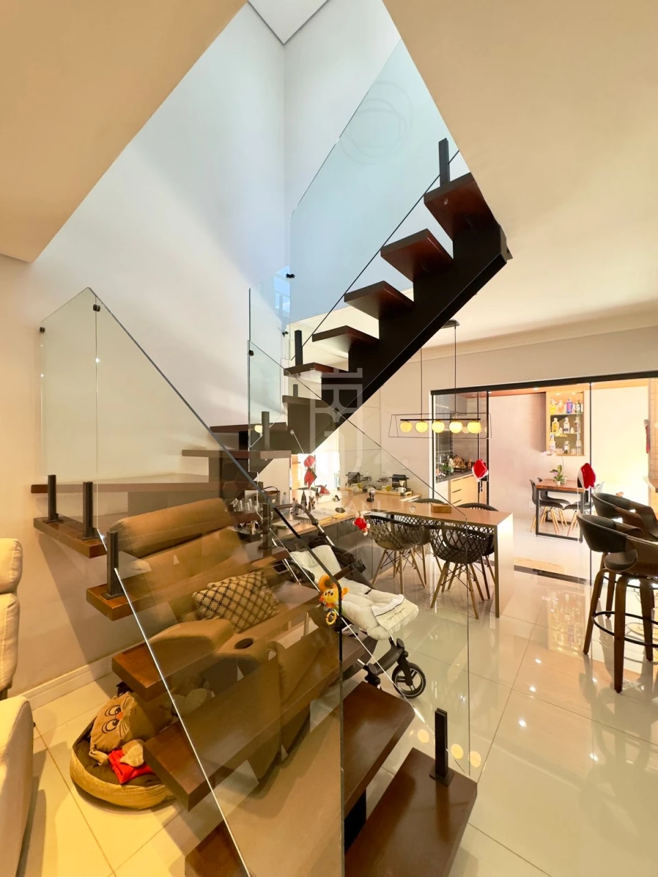 Imagens do imóveis Casa Duplex Em Condomínio Mogi Mirim