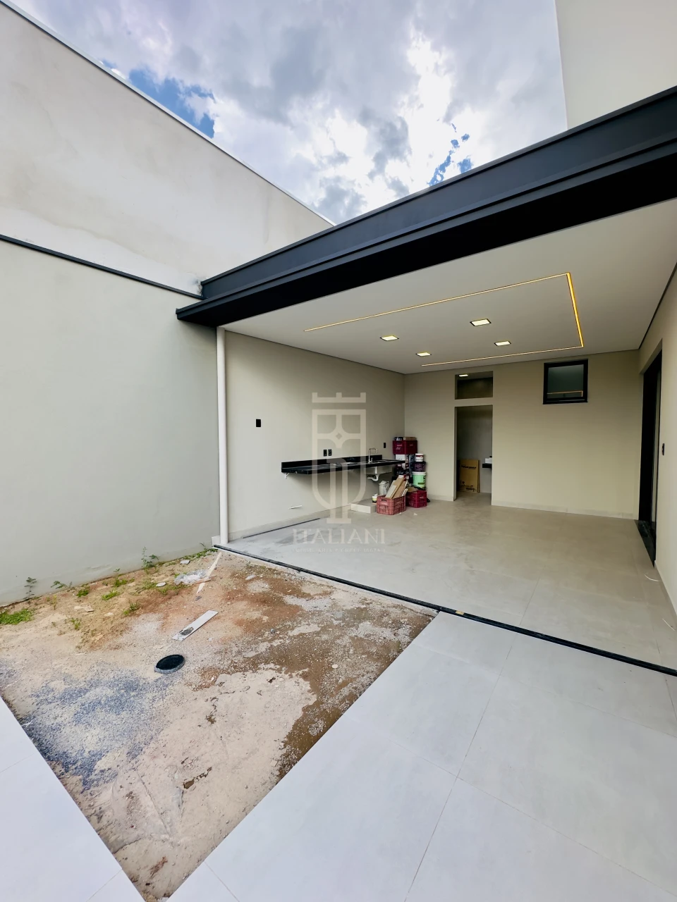 Imagens do imóveis Casa térrea nova recém construída com 3 quartos sendo 1 suíte