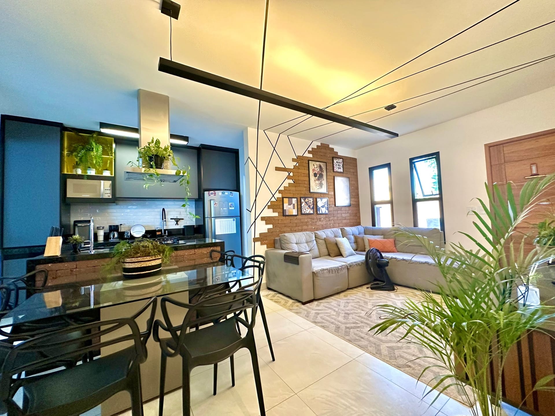 Imagens do imóveis Casa Térrea com Área Gourmet Próxima ao Shopping no Condomínio Residencial Villagio Santa Cruz em Mogi Mirim, SP