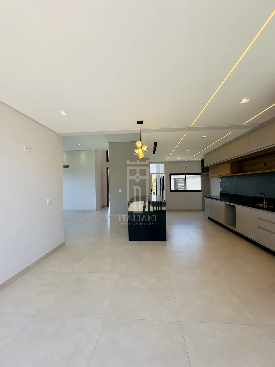 Imagens do imóveis Casa De Alto Padrão E 3 Suítes Em Condomínio Mogi Mirim no Jardim da Colina