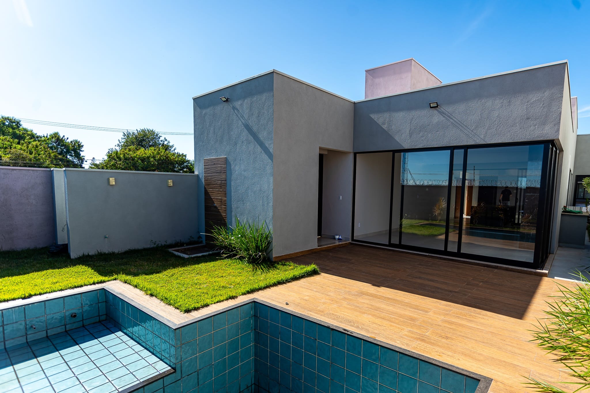 Imagens do imóveis Casa Térrea com 3 Suítes e piscina em Condomínio, Condomínio Alvorada Mogi Mirim SP