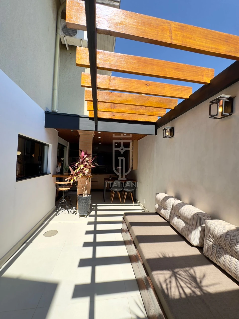 Imagens do imóveis Casa Duplex Em Condomínio Mogi Mirim