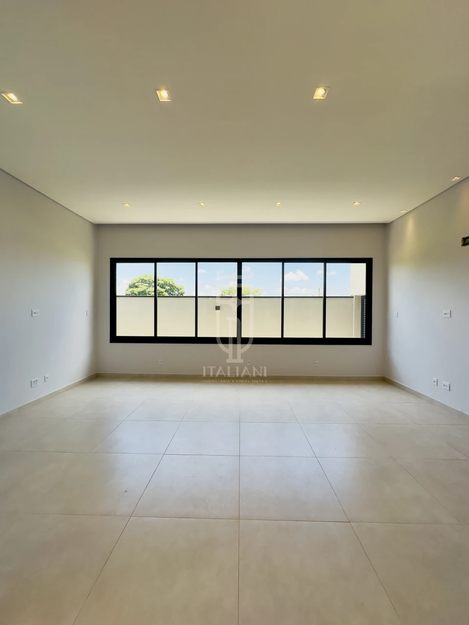 Imagens do imóveis Casa De Alto Padrão E 3 Suítes Em Condomínio Mogi Mirim no Jardim da Colina