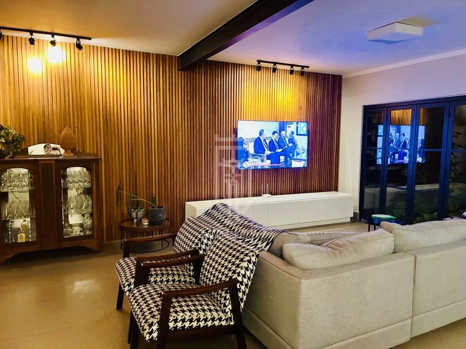 Imagens do imóveis Casa moderna e linear com 3 quartos sendo uma suíte com piscina de alto padrão Mogi Mirim Santa Cruz