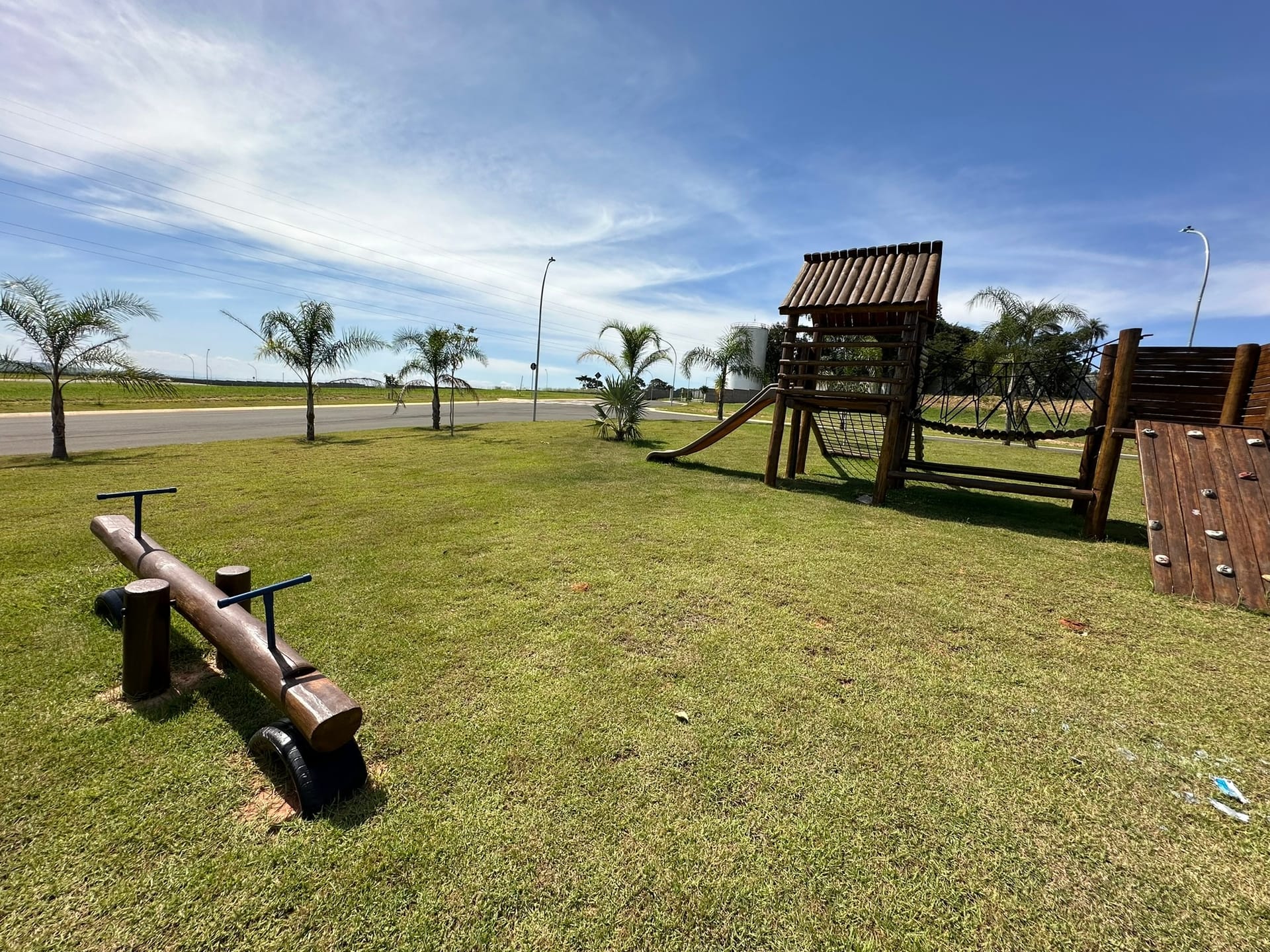 Imagens do imóveis Terreno grande à venda em condomínio 476 m²  Preço Promocional, Aldeia dos Pássaros Flor D'aldeia, Mogi Mirim, SP