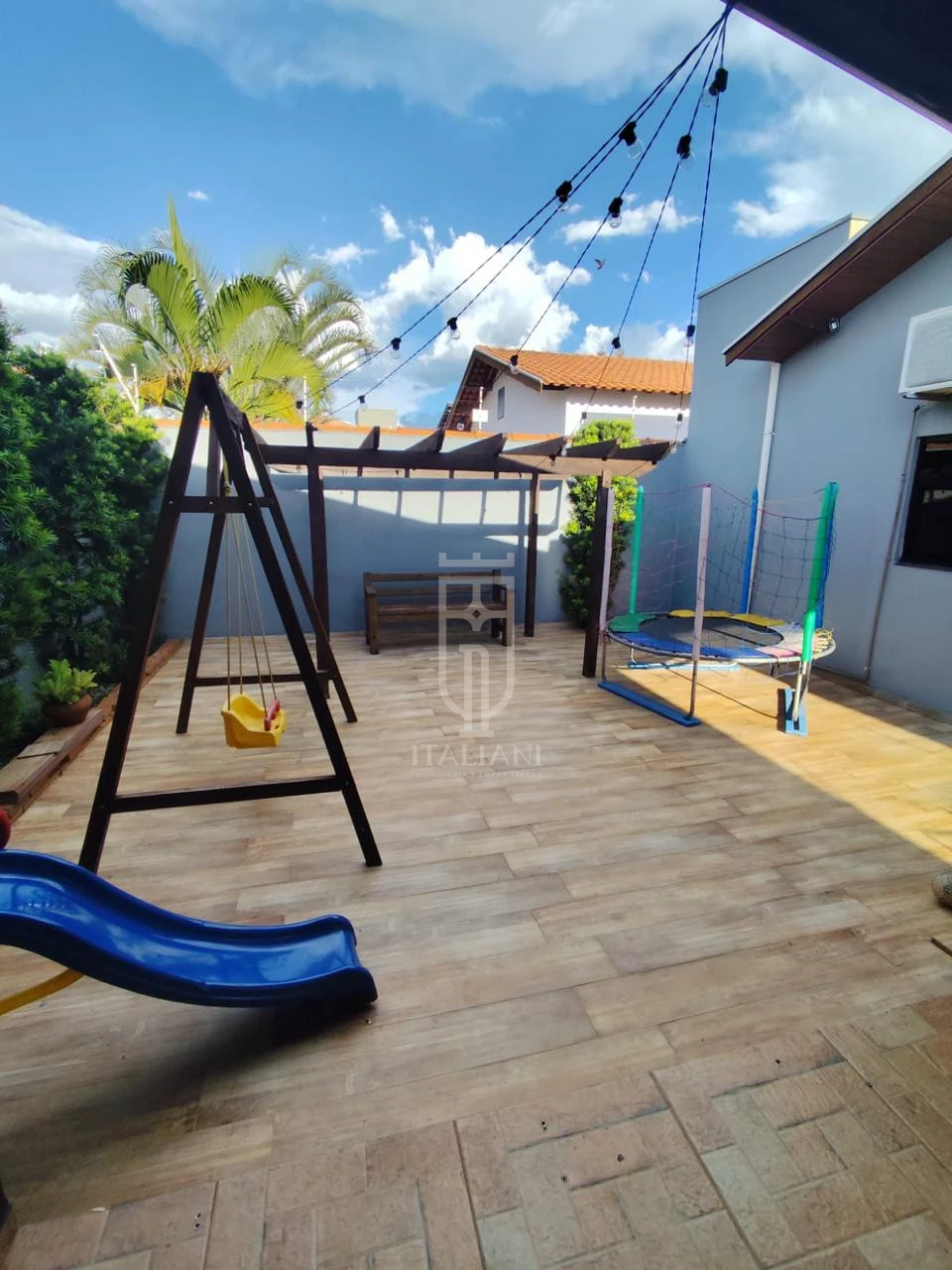 Imagens do imóveis Casa Térrea com área de lazer 3 quartos e uma suíte no Jardim Murayama Mogi Mirim SP