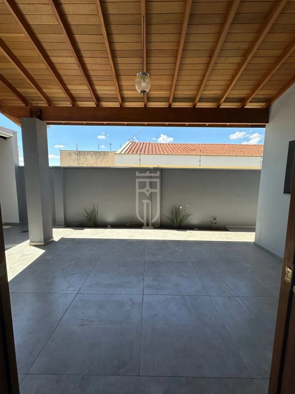 Imagens do imóveis Casa Térrea Com Três Quartos sendo Duas Suítes Jardim Longato Mogi Mirim SP