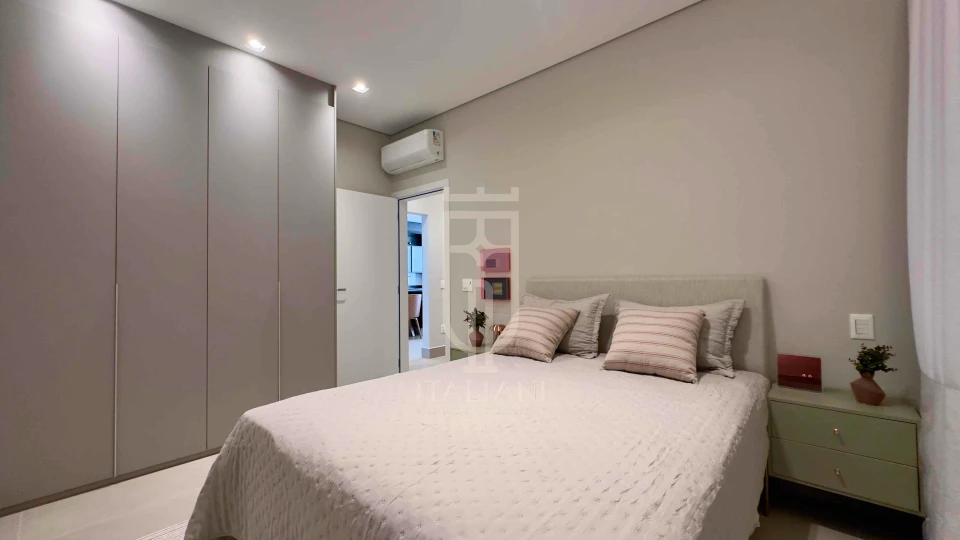 Imagens do imóveis Casa em condomínio com piscina e 3 suítes à Venda, Flor D’Aldeia, Mogi Mirim, SP