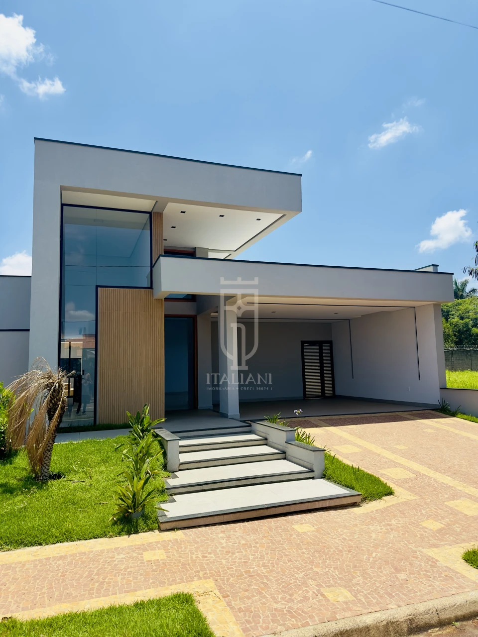 Imagens do imóveis Casa De Alto Padrão E 3 Suítes Em Condomínio Mogi Mirim no Jardim da Colina