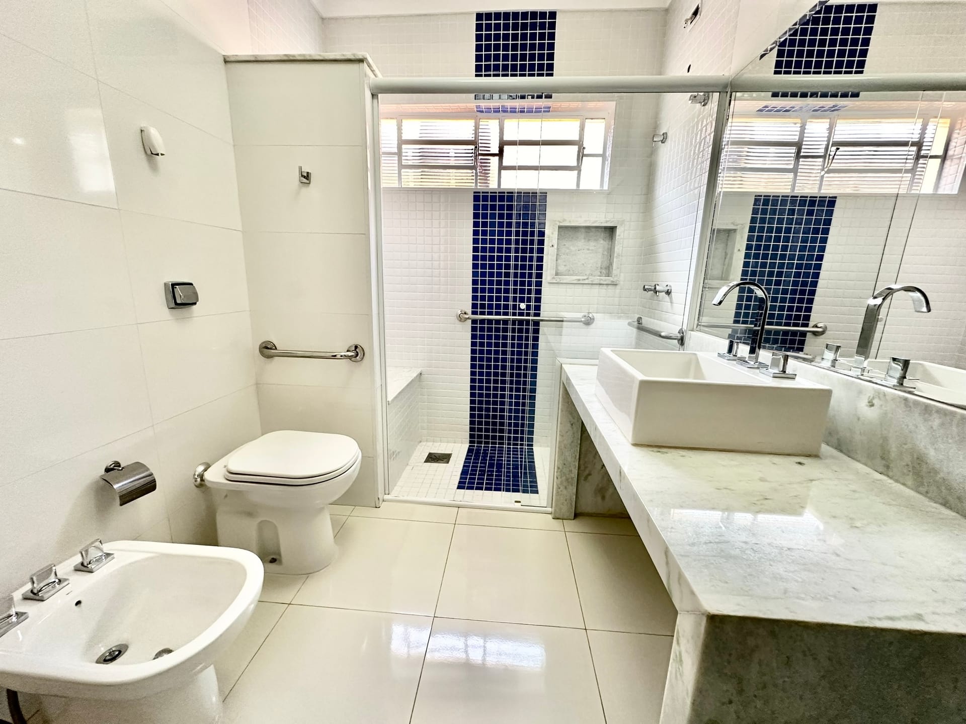 Imagens do imóveis Casa terrea com 3 três suítes piscina e área de lazer à venda, bairro Saúde, próximo ao fórum Mogi Mirim, SP