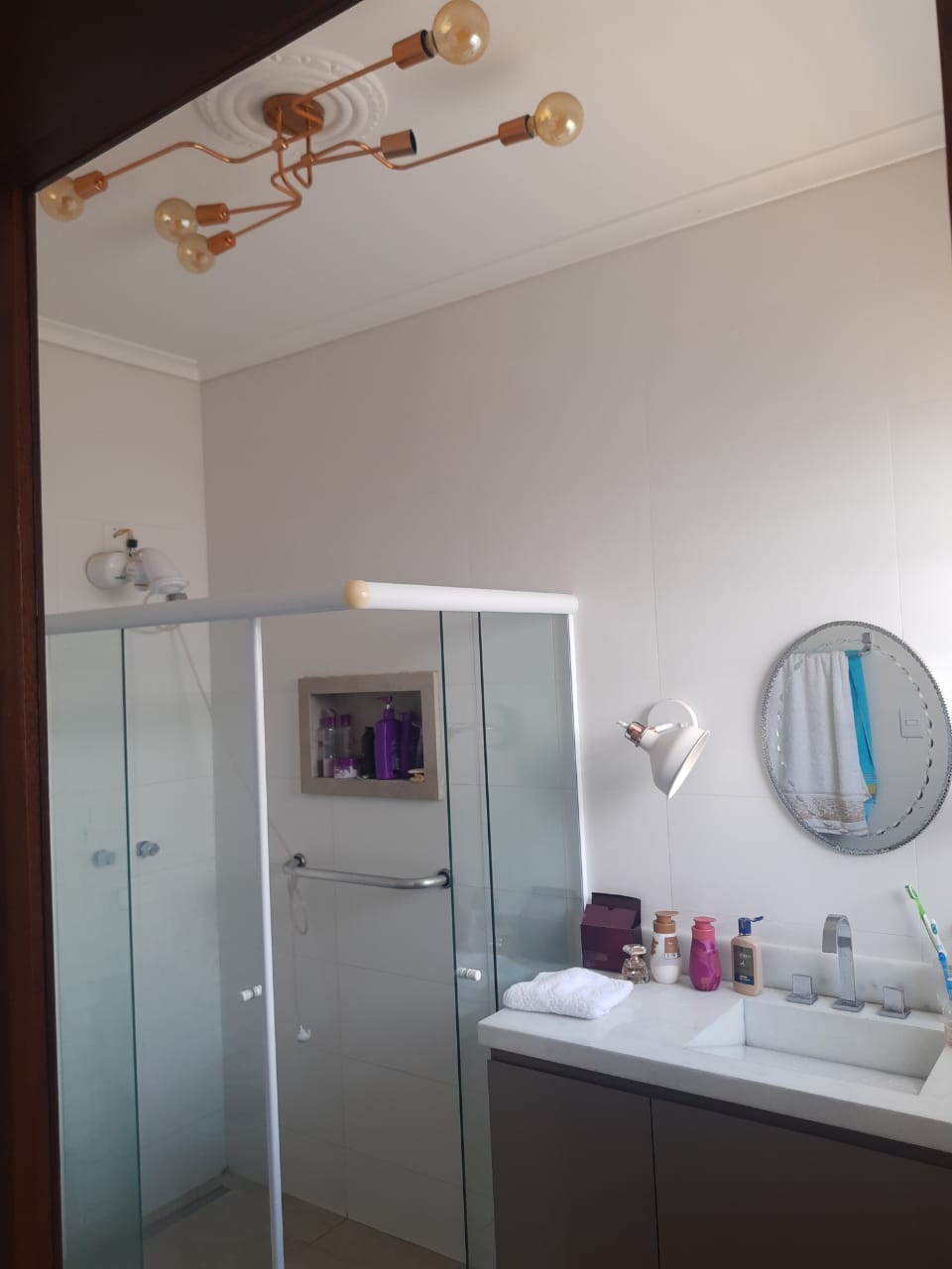 Imagens do imóveis Casa de esquina com edícula, reformada, Jardim Vila Melo, Bairro Santa Cruz,  Mogi Mirim, SP