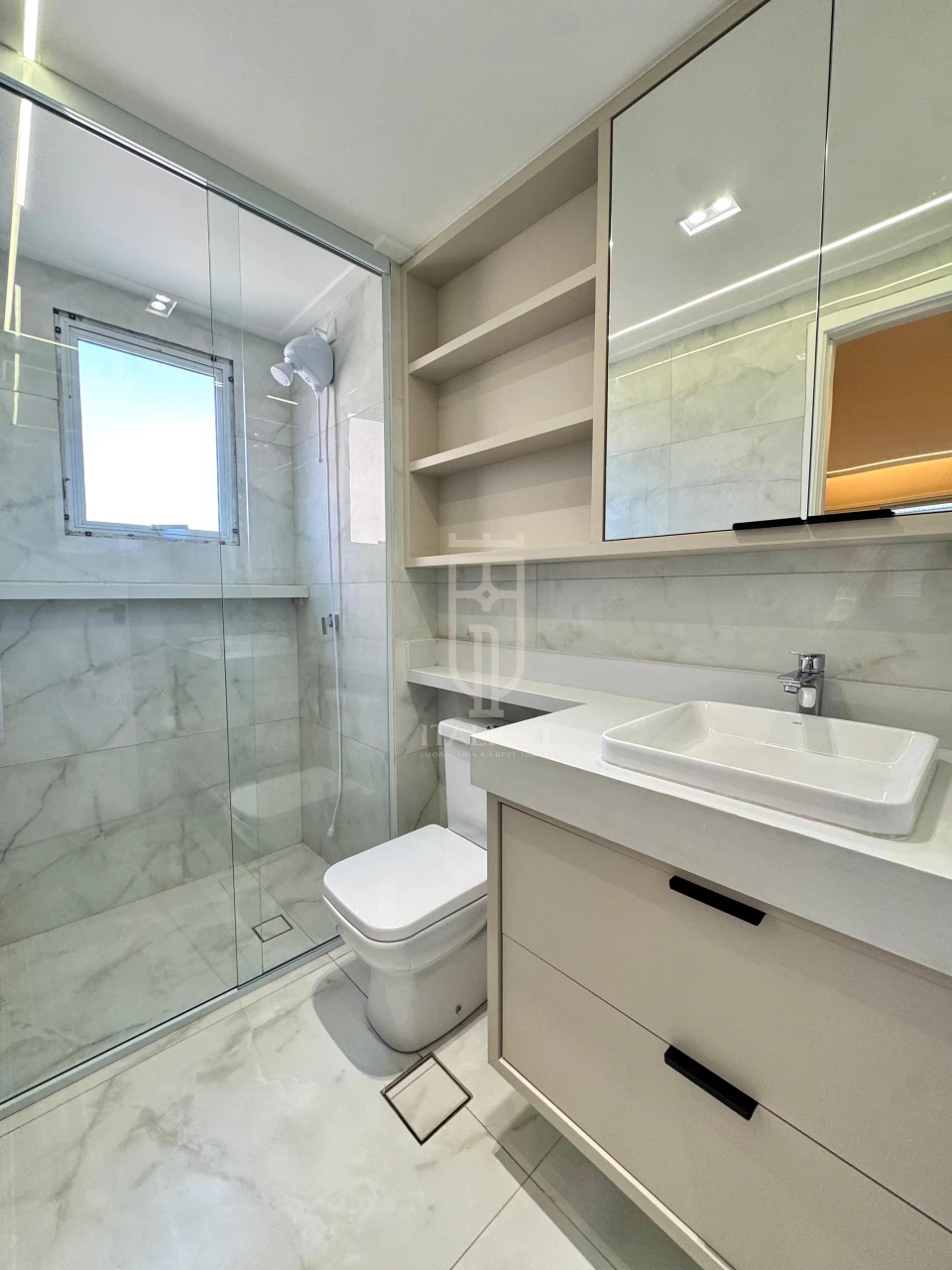 Imagens do imóveis Apartamento Acabamento Alto Padrão Com Suite No Residencial Bela Vista