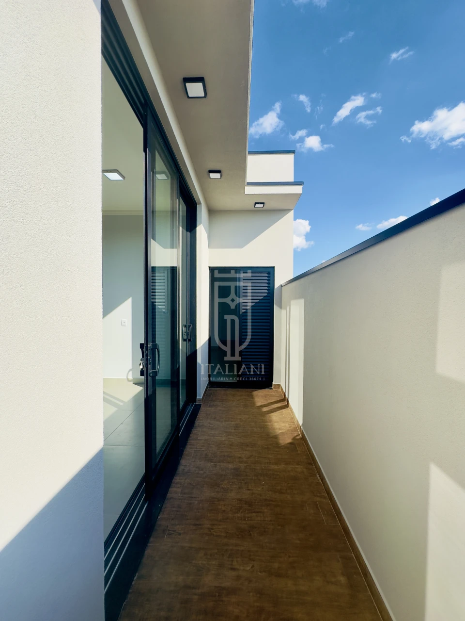 Imagens do imóveis Casa com Piscina e 3 quartos muito espaçosa no Condomínio Residencial Reserva da Mata em Mogi Mirim SP