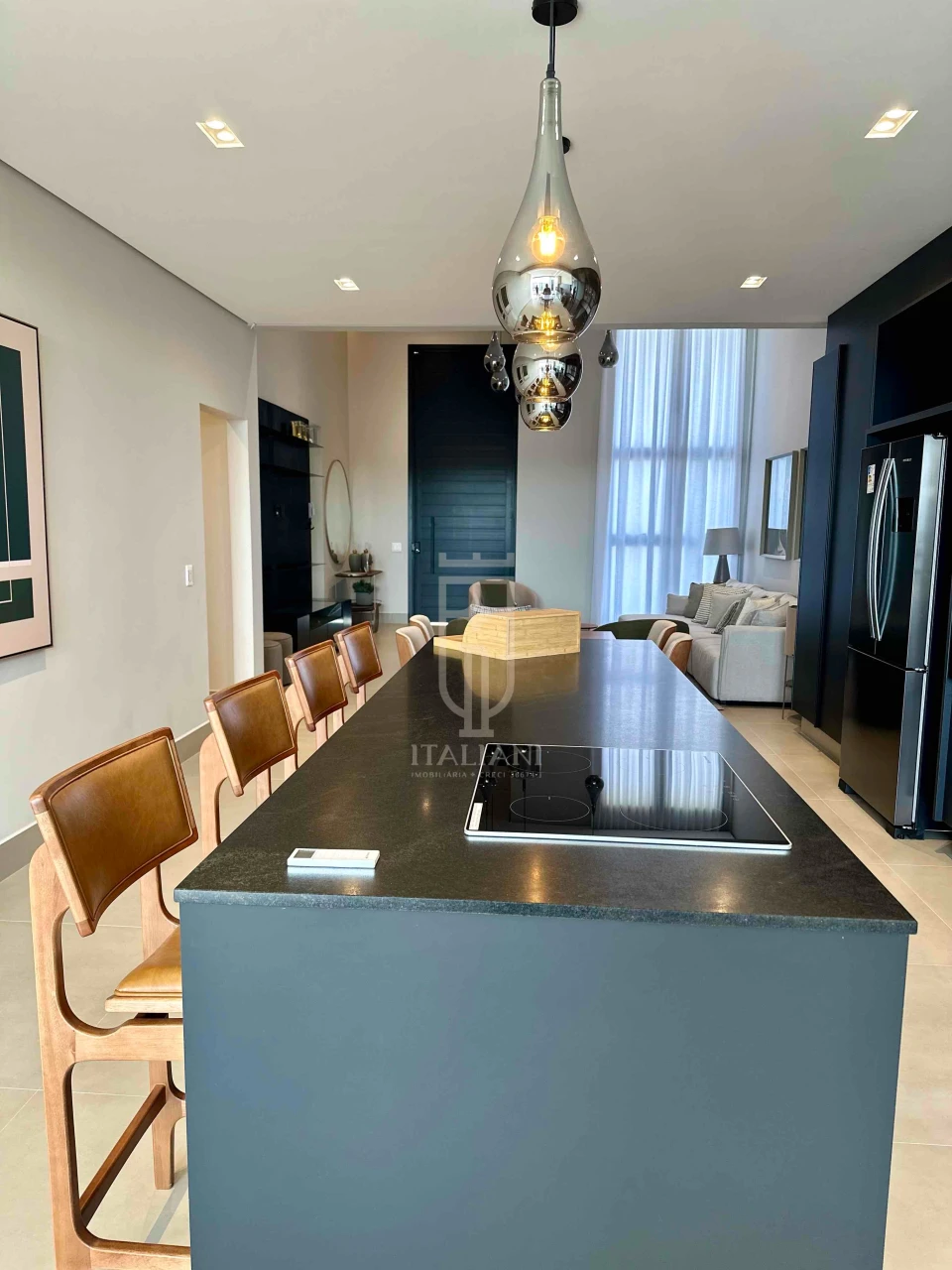 Imagens do imóveis Casa em condomínio com piscina e 3 suítes à Venda, Flor D’Aldeia, Mogi Mirim, SP