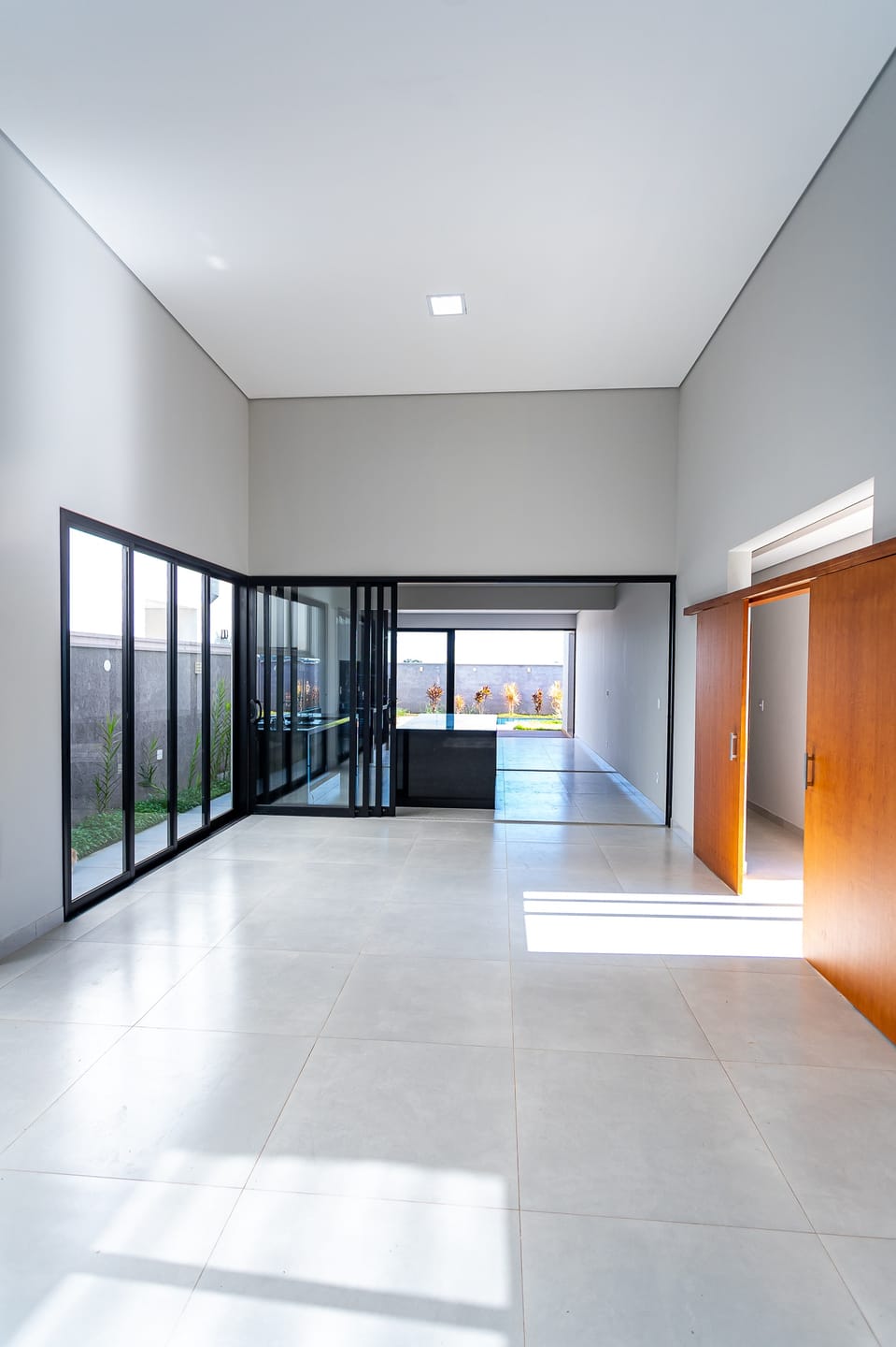 Imagens do imóveis Casa Térrea com 3 Suítes e piscina em Condomínio, Condomínio Alvorada Mogi Mirim SP