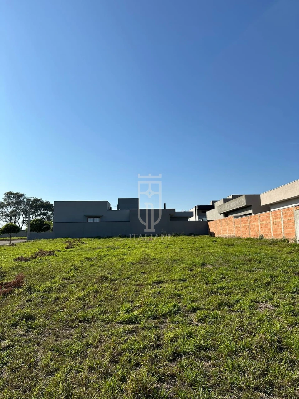 Imagens do imóveis Terreno Lote Plano à venda no Condomínio Residencial Vila Toscana, Mogi Mirim, SP