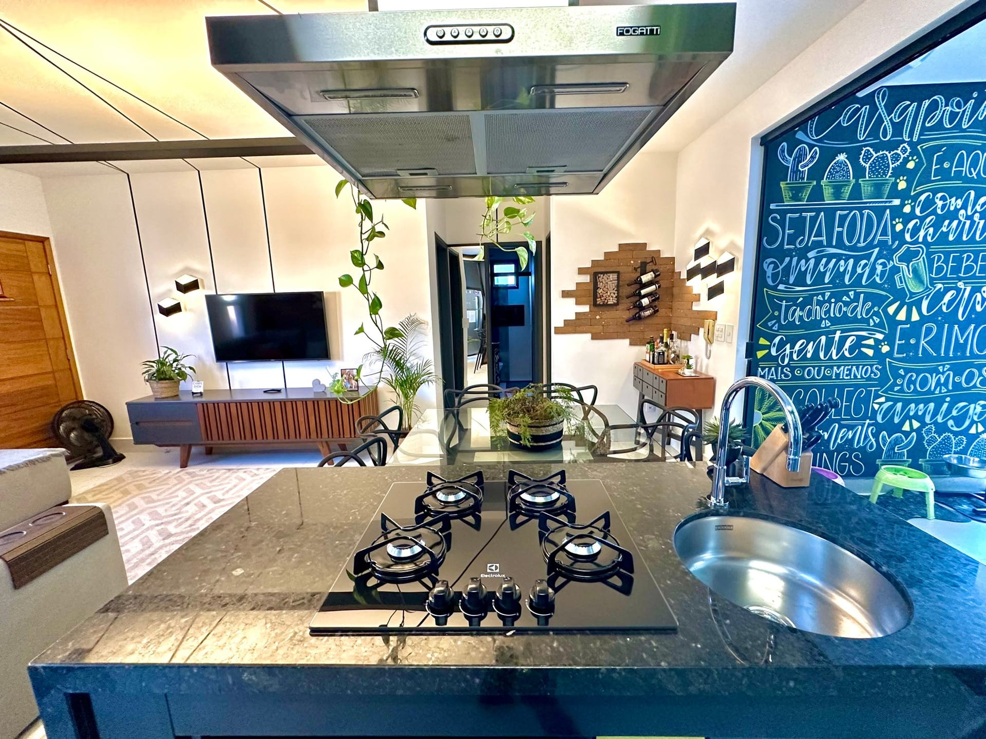 Imagens do imóveis Casa Térrea com Área Gourmet Próxima ao Shopping no Condomínio Residencial Villagio Santa Cruz em Mogi Mirim, SP