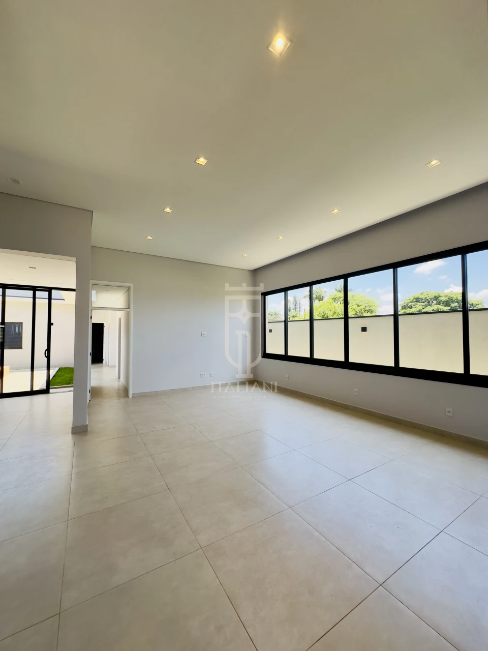 Imagens do imóveis Casa De Alto Padrão E 3 Suítes Em Condomínio Mogi Mirim no Jardim da Colina